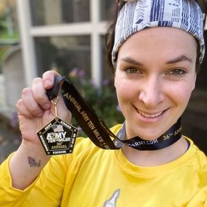 Meet your Posher, Elizabeth